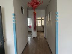 石化大道旁，清华名苑，条楼2楼，96平三室两厅一卫，简装拎包住，34.8w